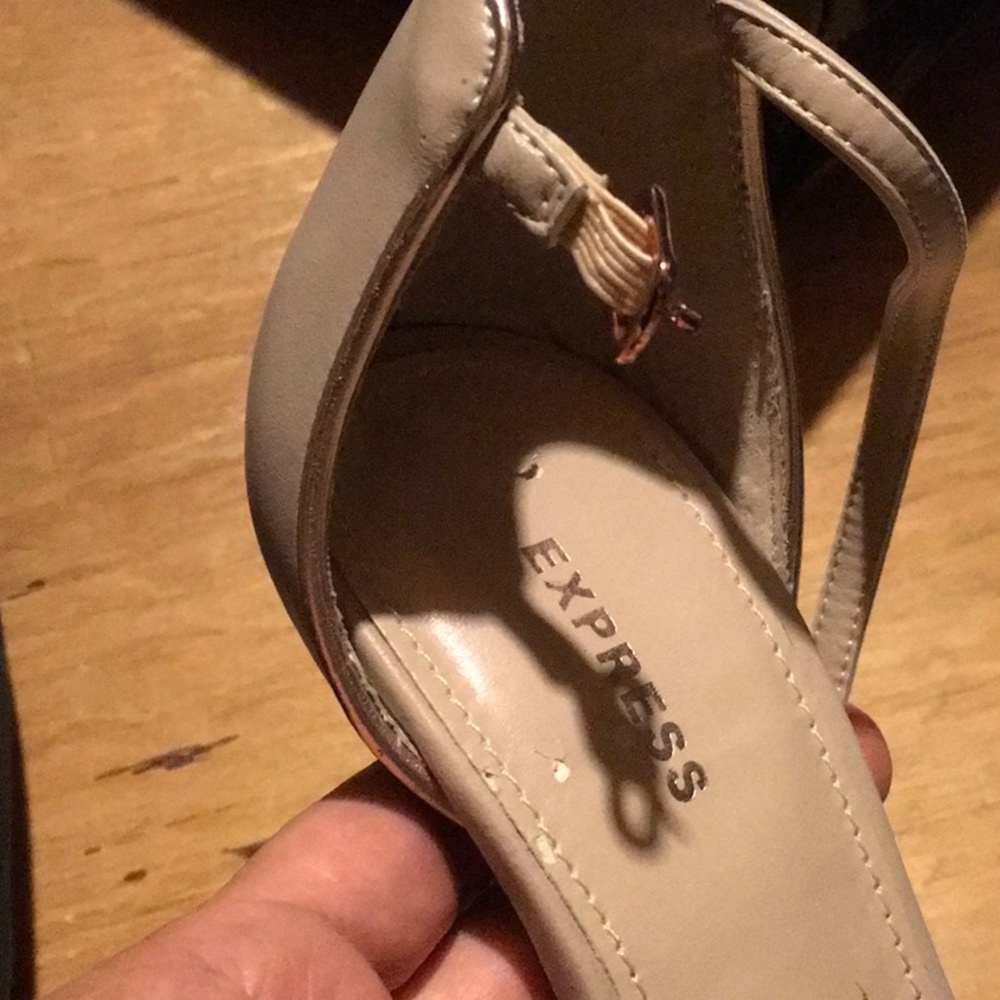 Express Sandals - Picture 5 of 10